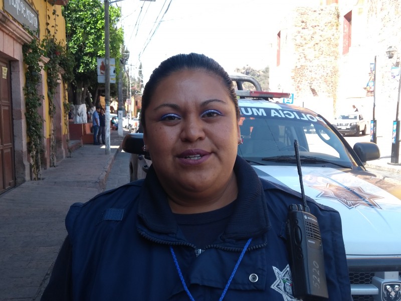 Mariela, mujer policía orgullosa de su labor