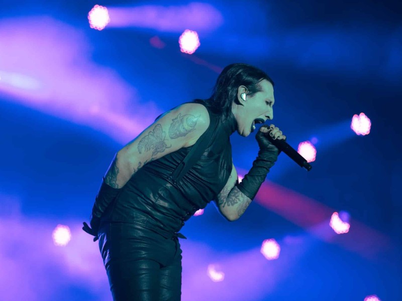 Marilyn Manson cautiva a miles  en la FENAPO 2025