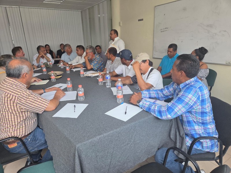 Marina insiste en construir sectores naval en Puerto Vicente Guerrero