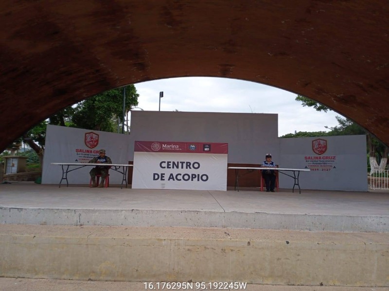 Marina instala centros de acopio en Salina Cruz para apoyar a damnificados
