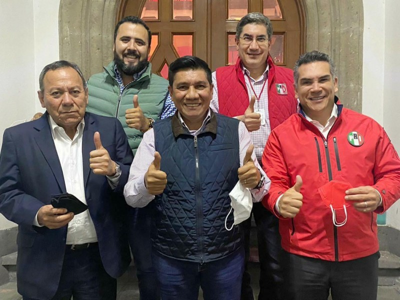 Mario Moreno será el candidato de coalición PRI-PRD en Guerrero
