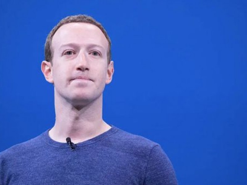 Mark Zuckerberg pide perdón por fallas en redes sociales