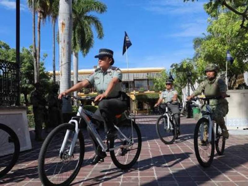 Cuestionan entrega de bicicletas a militares para vigilar Mazatlán