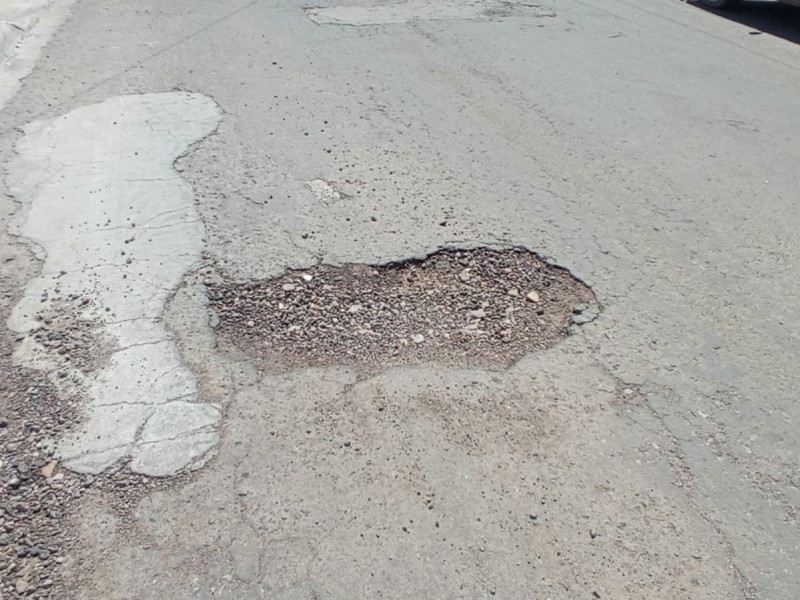 MÁS BACHES EN EL FRACCIONAMIENTO GUADALUPE