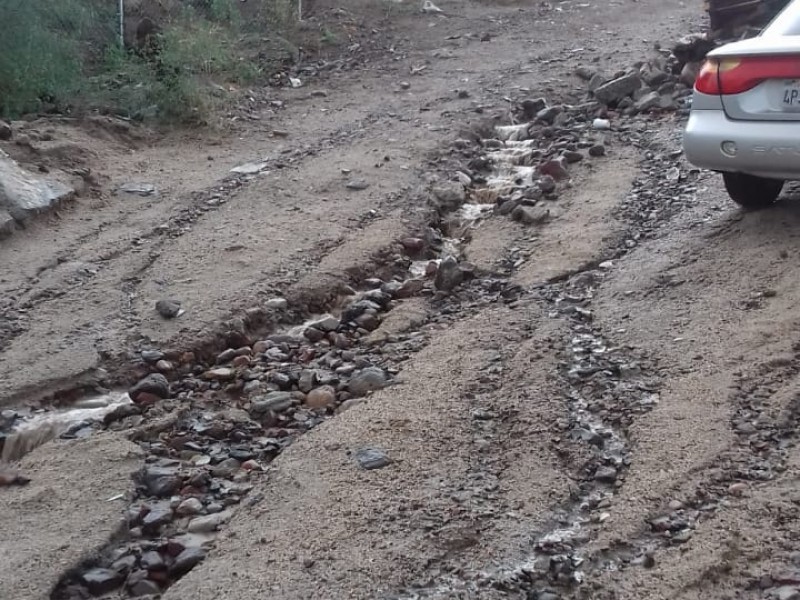 Más calles afectadas por las lluvias