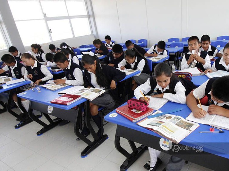Más de 1 millón de alumnos regresan a clases en Puebla