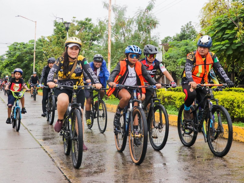 Más de 100 participantes en rodada ciclista en Poza Rica