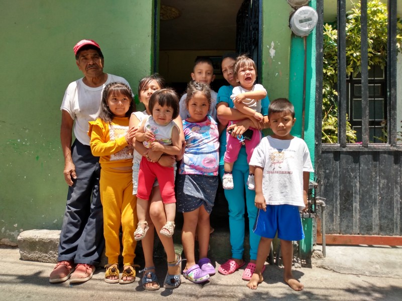 Más de 102 mil leoneses expuestos a coronavirus por hacinamiento