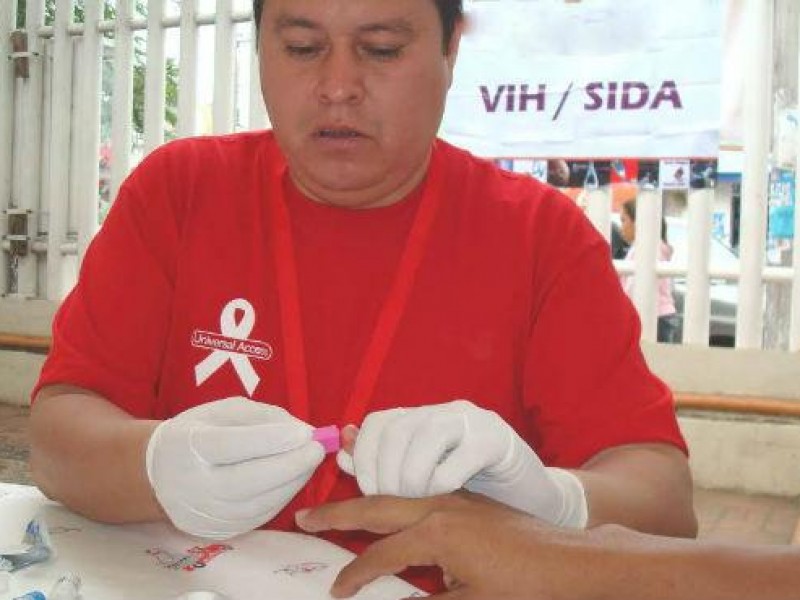 Más de 11 mil casos confirmados de VIH
