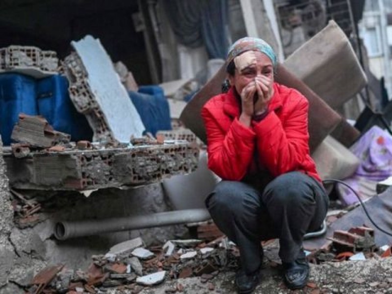 Casi 12,000 muertos por terremotos en Turquía y Siria