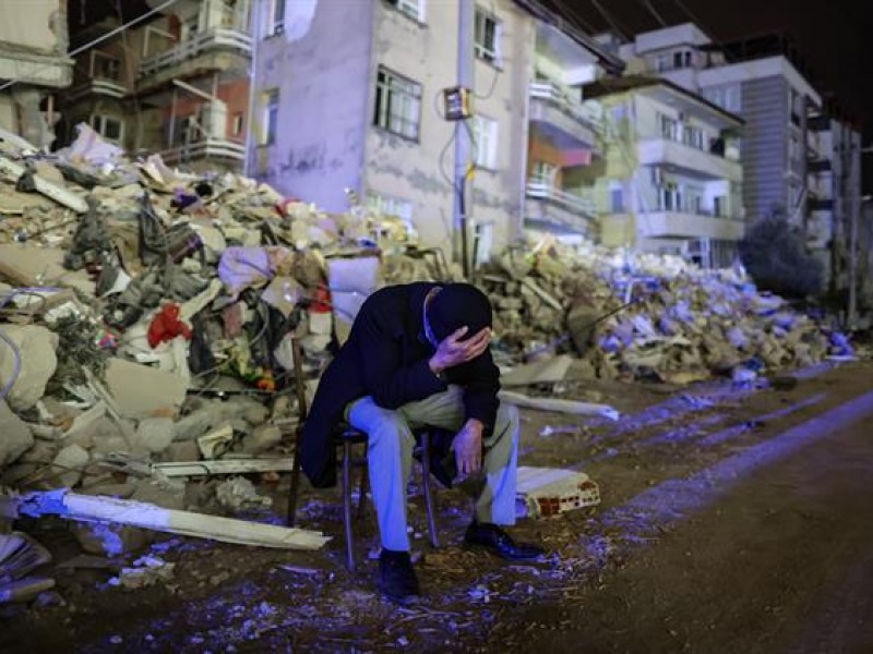 Más de 130 heridos por nuevo terremoto en Turquía