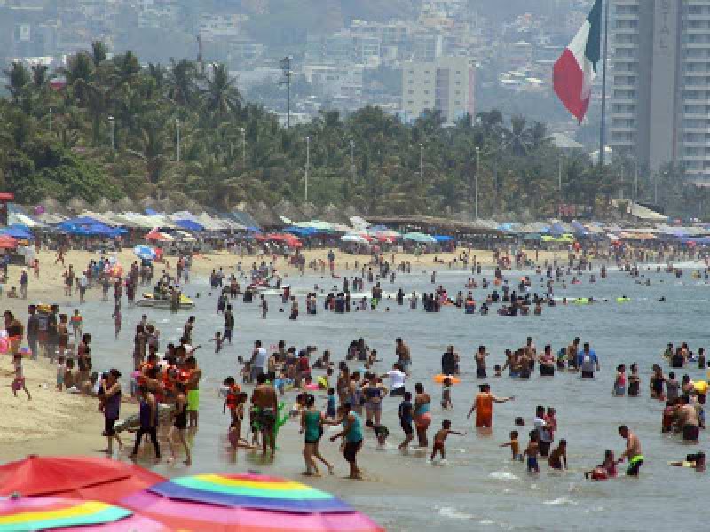 Más de 199 mil turistas visitaron Guerrero por puente vacacional