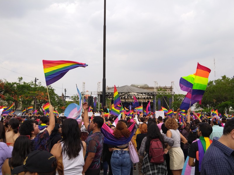 Más de 20 mil asistentes participaron en marcha Guadalajara Pride