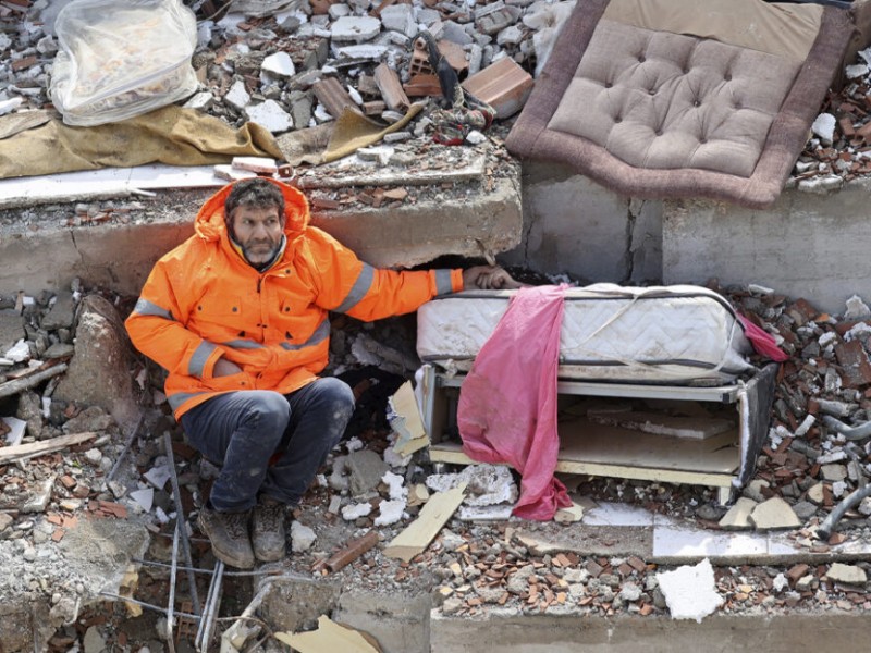 Más de 20,400 muertos en Turquía y Siria por terremotos