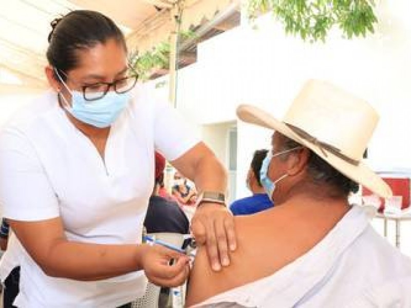 Más de 25 mil extranjeros han sido vacunados en Chiapas