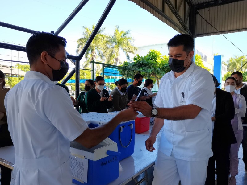 Más de 25 mil vacunas se aplicaron en Guasave