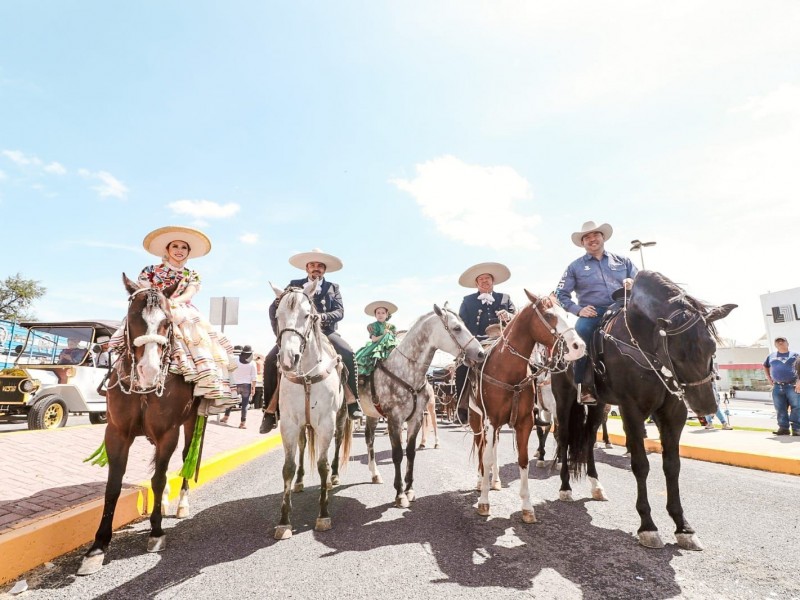 Más de 3 mil 200 a caballo en SJR