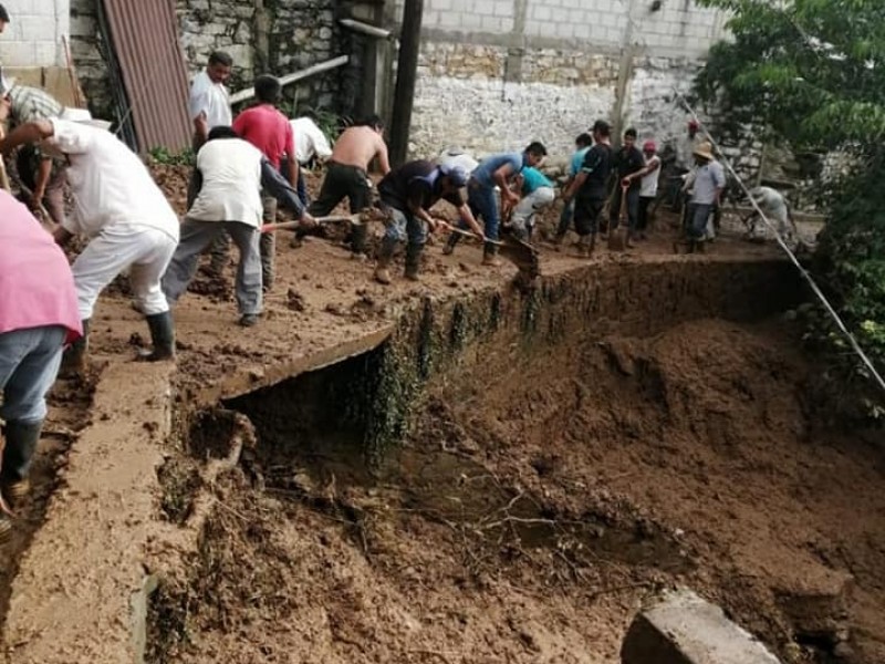 Más de 350 familias quedaron damnificadas por las fuertes lluvias