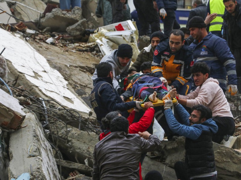 Más de 35,000 muertos en Siria y Turquía por terremotos