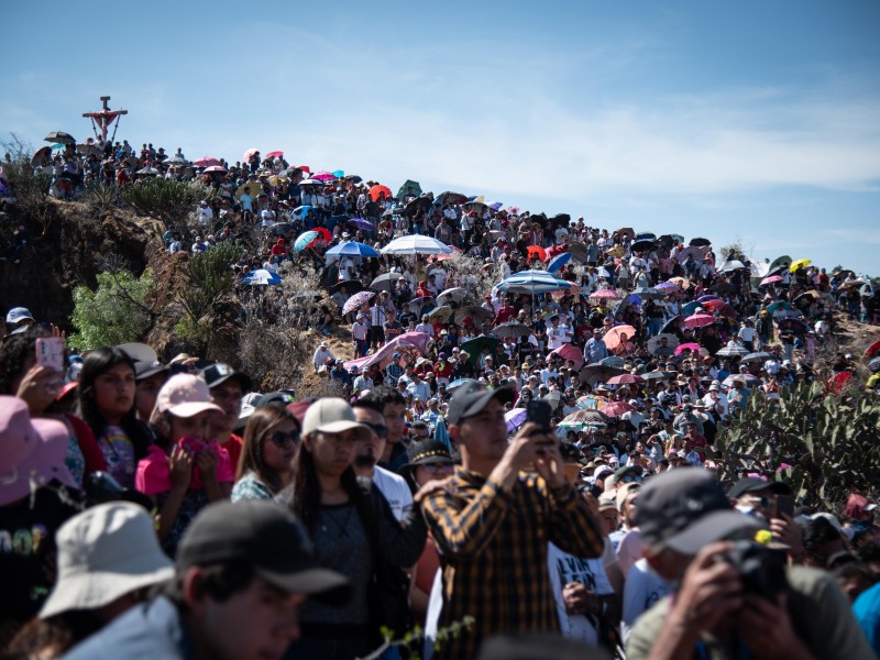 Más de 30 mil personas en viacrucis de La Cañada