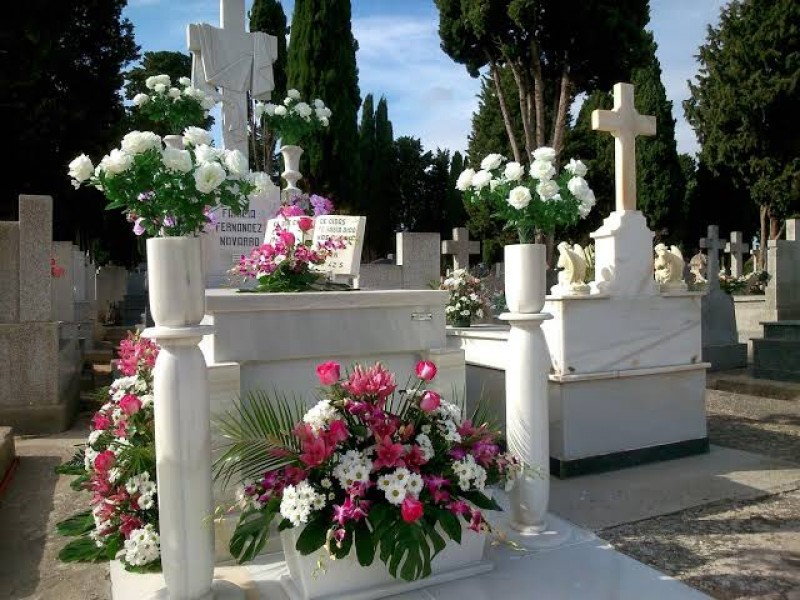 Más de 50 mil pesos cuesta un funeral en Edomex
