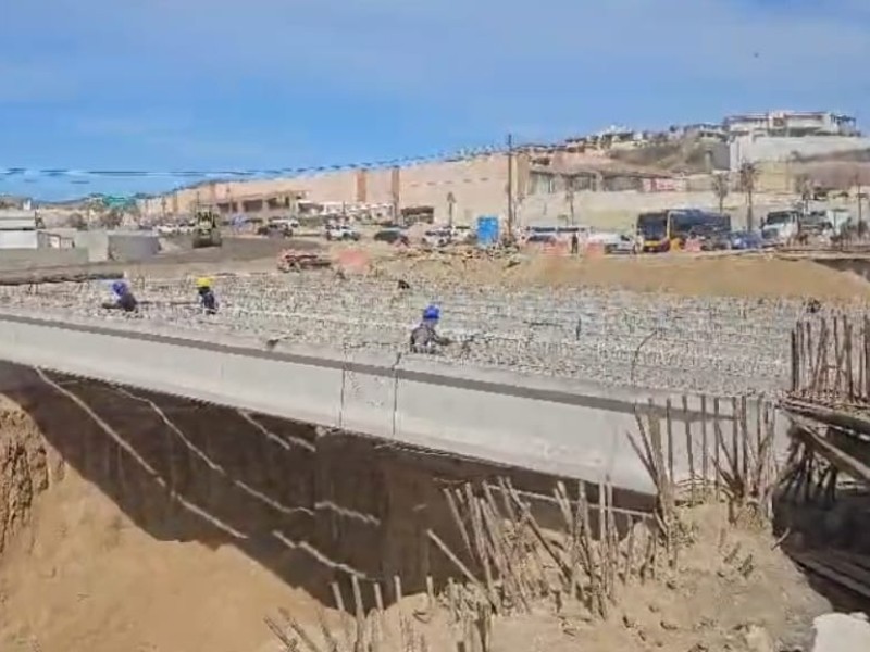 Más de 70% de avance en construcción de paso a desnivel