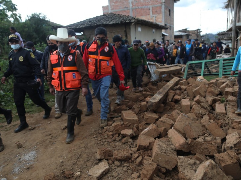 Más de dos mil damnificados tras sismo en Perú
