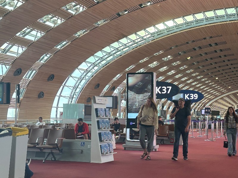 Más de mil 300 vuelos cancelados en EU