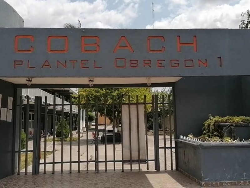 Más de mil alumnos afectados por posible cierre del COBACH
