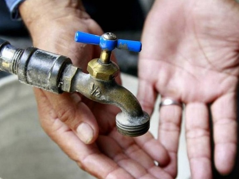 Más de una semana sin agua en San José