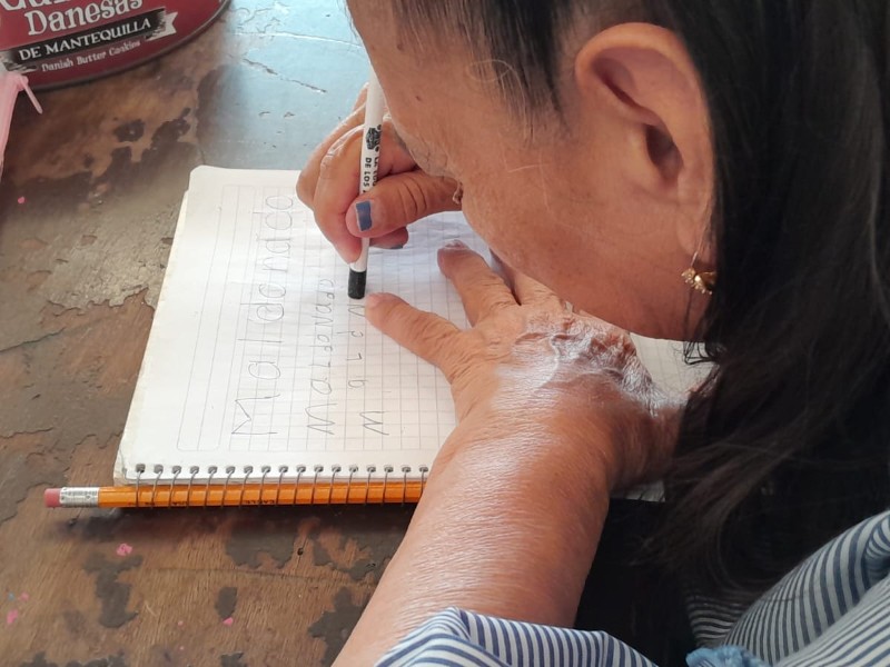 Más del 4% de la población guanajuatense es analfabeta