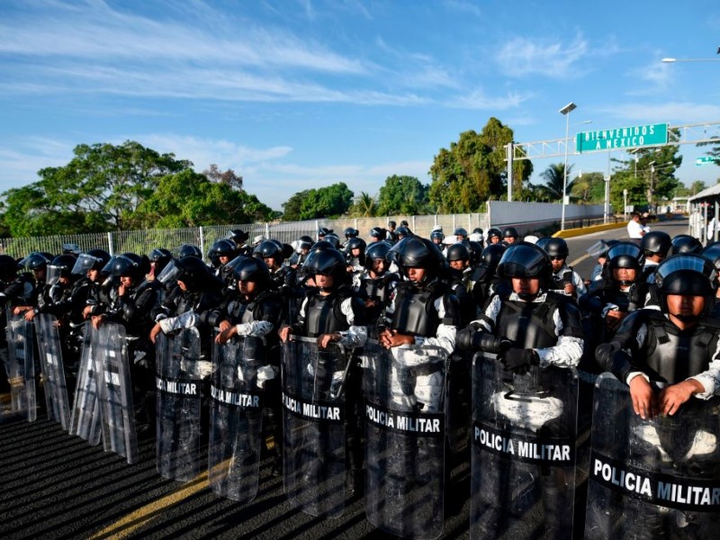 México desplegará 10 mil soldados en la frontera con EU