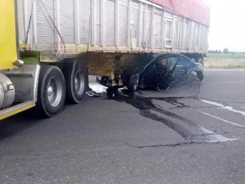 Masculino muere tras accidente automovilístico en Acajete