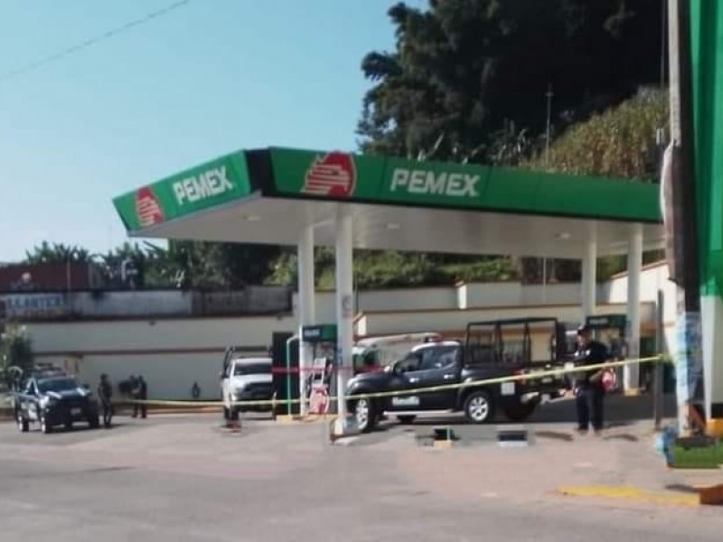 Matan a despachador de gasolinera en Hueytamalco