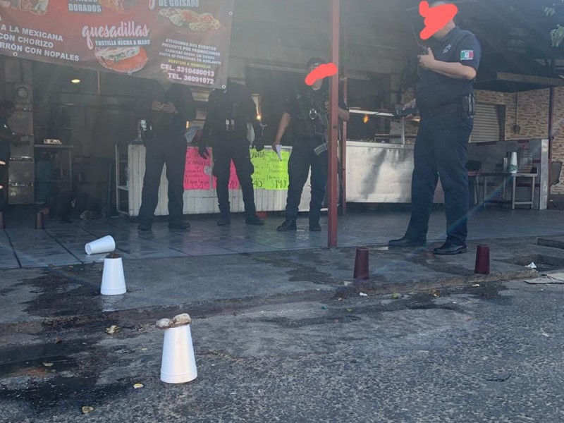 Matan a empleada de negocio de comida en Postes Cuates