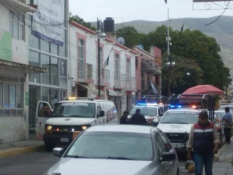 Matan a hombre dentro de banco en Tecamachalco