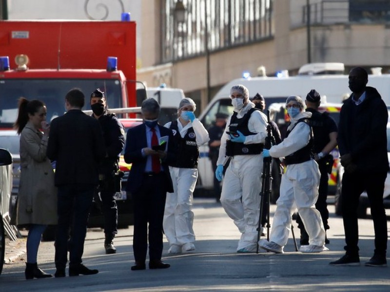 Matan a mujer policía a puñaladas en Francia