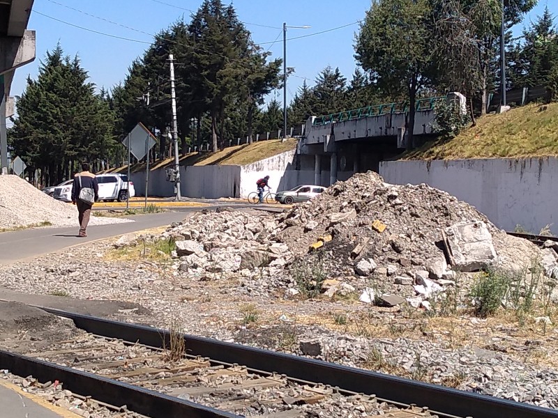 Materia de construcción genera inseguridad en Comonfort