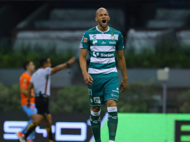 Matheus Doria pone en duda uso del VAR