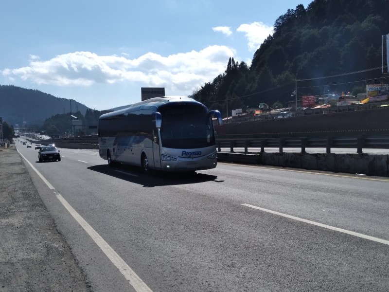 Mayor afluencia en carreteras del EdoMéx tras regreso por puente