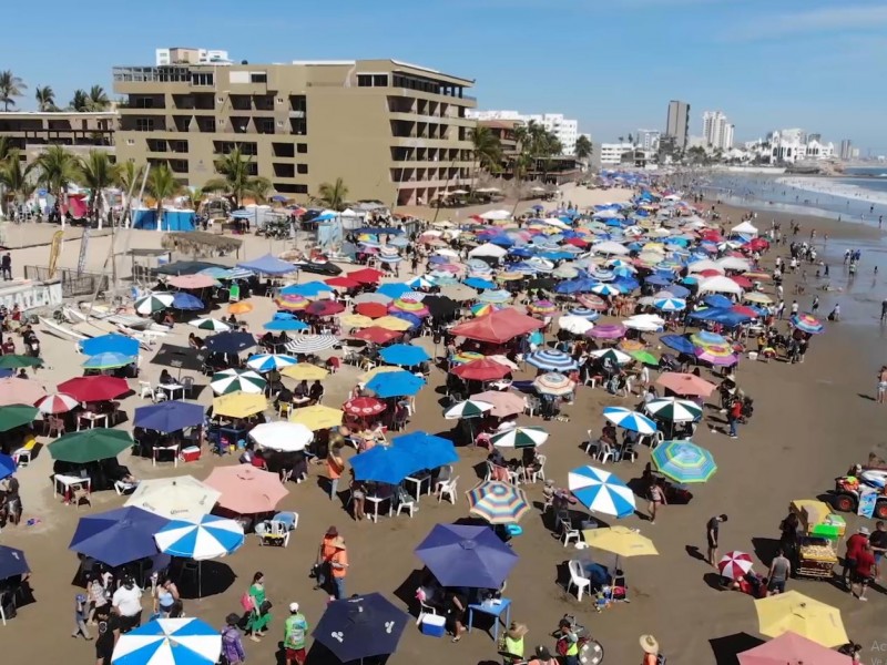 Mazatlán, lleno total con 285 mil bañistas en semana santa