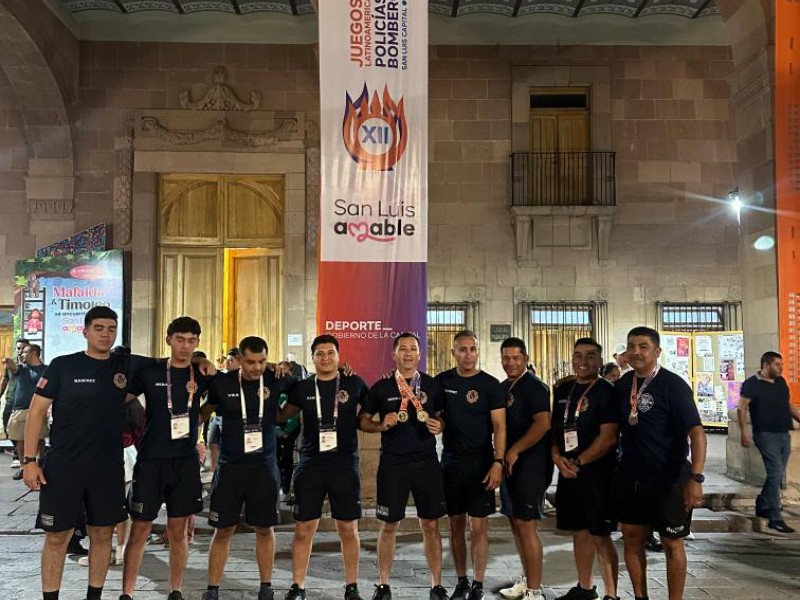 Medallas de oro y plata para Bomberos de Guaymas Medallas de oro y plata para Bomberos de Guaymas