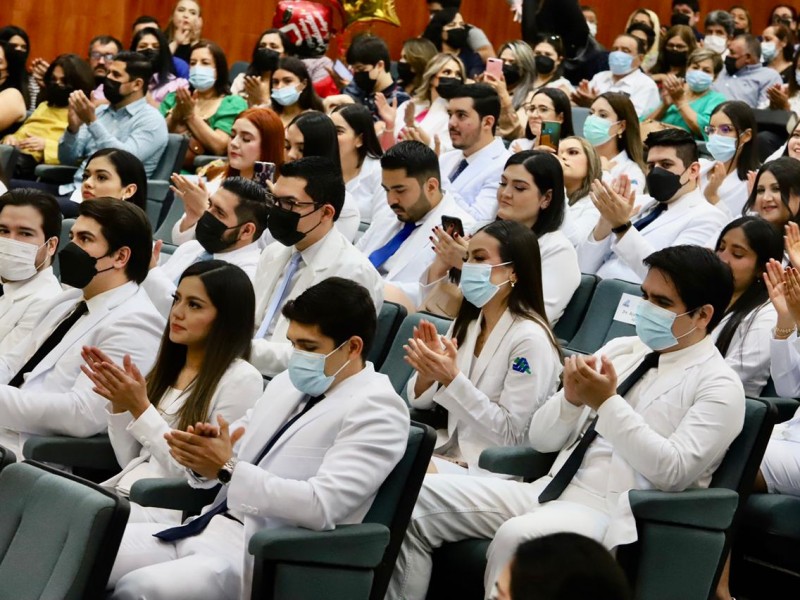 Médicos concluyen internado en el Hospital General de Culiacán