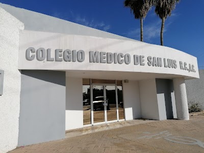 Médicos de San Luis bajo protesta, tras agresión a compañero