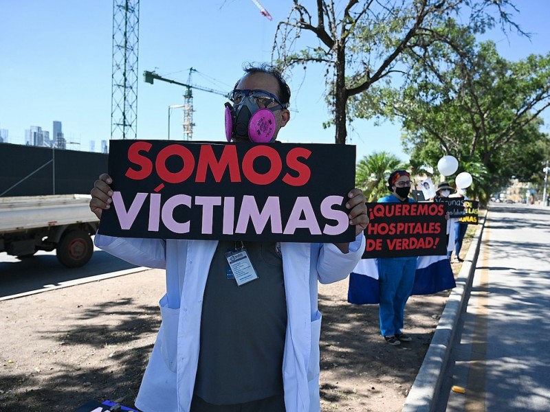 Covid-19: Médicos protestan por mal manejo de pandemia en Honduras