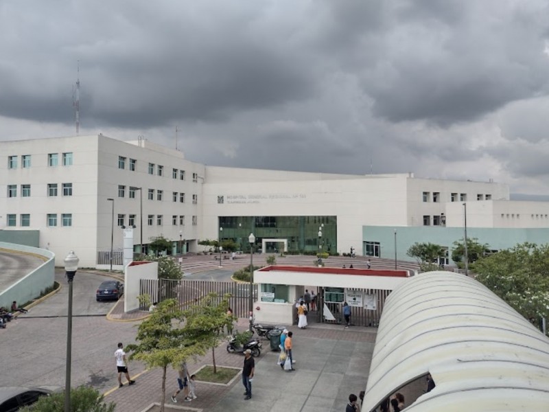 Médicos salvan a paciente de caida en clínica de Tlajomulco