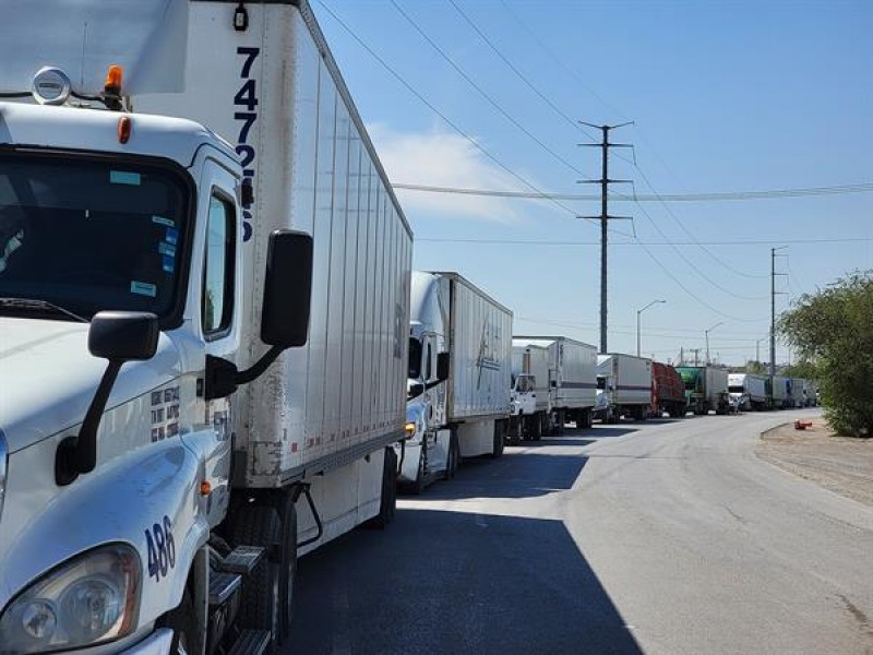 Regulaciones de Texas para transporte de carga dejan perdidas millonarias