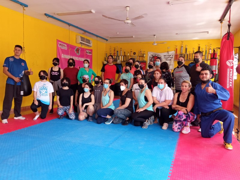 Medina Fighting Team promueve defensa personal femenil