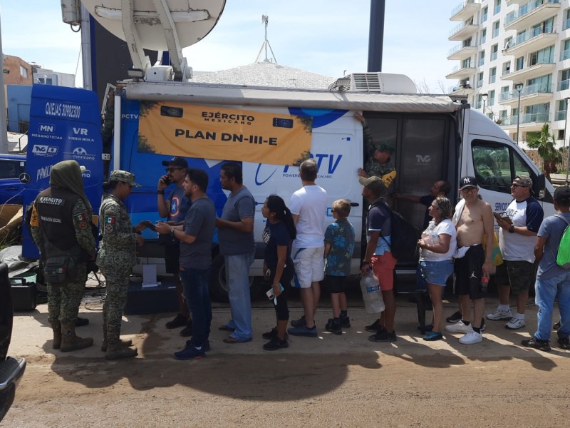 Mega apoya en Acapulco con telefonía e internet satelital