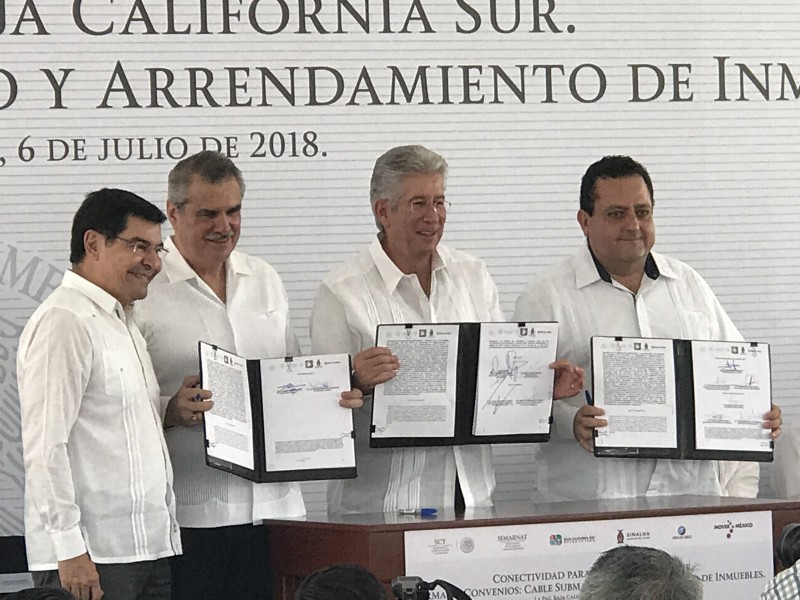 Megacable firma convenio de conectividad BCS y Sinaloa